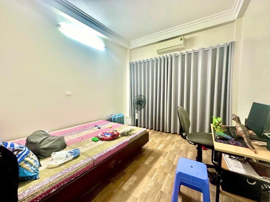 BÁN NHÀ  CỔ LINH THẠCH BÀN LONG BIÊN – 39M² – 4 TẦNG – NGÕ Ô TÔ – 4 PHÒNG NGỦ – 7,8 TỶ – SỔ ĐỎ - Ảnh 1